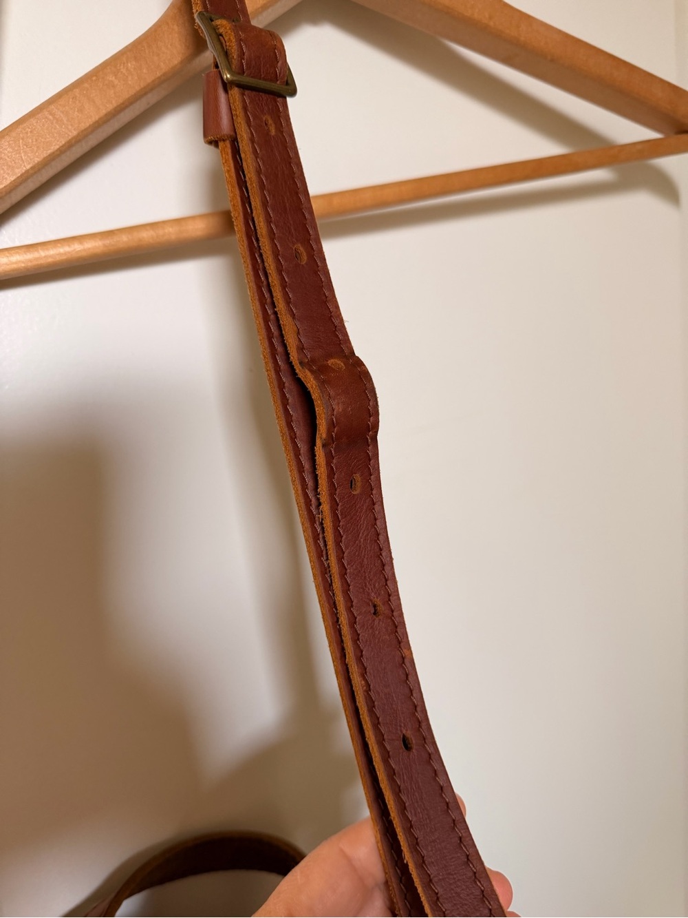Portland leather Classic Tan Leather Crossbody Tote - Minimalist Women's Bag - Picture 7 of 7